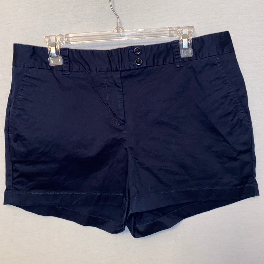 NAVY VINEYARD VINES SHORTS